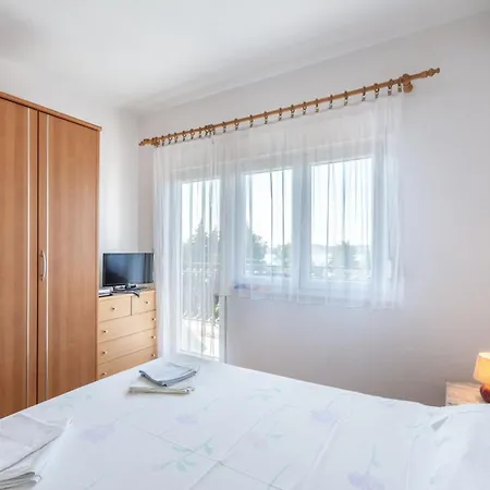 Mirjana Apartamento